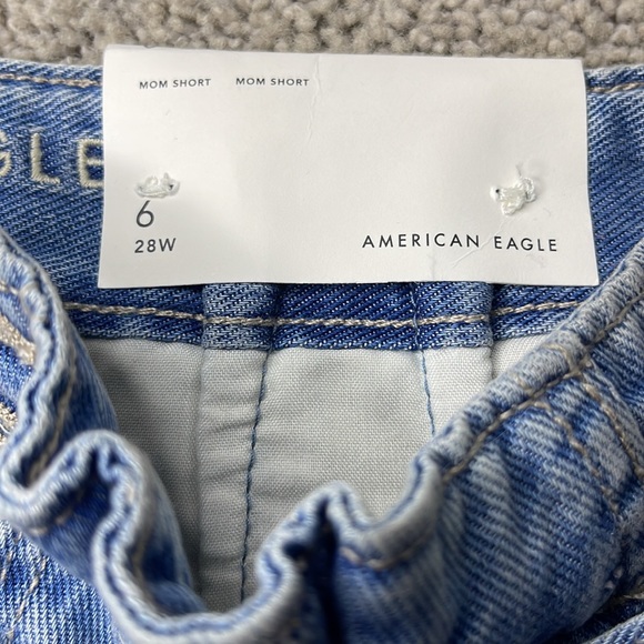 American Eagle Mom Shorts NWT💖 SOLD - Picture 2 of 3